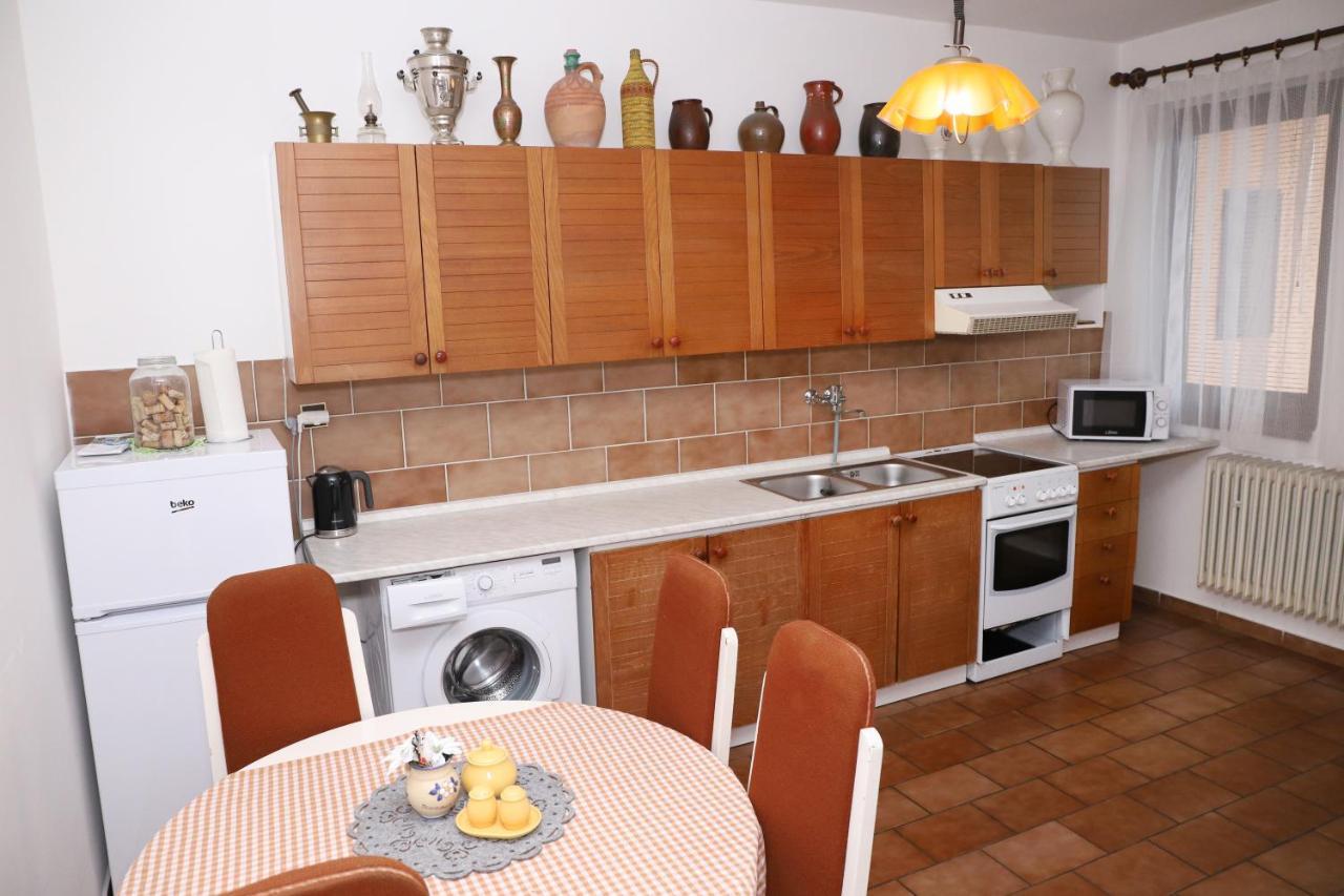 Ubytovanie Viktoria Dunajská Streda Esterno foto